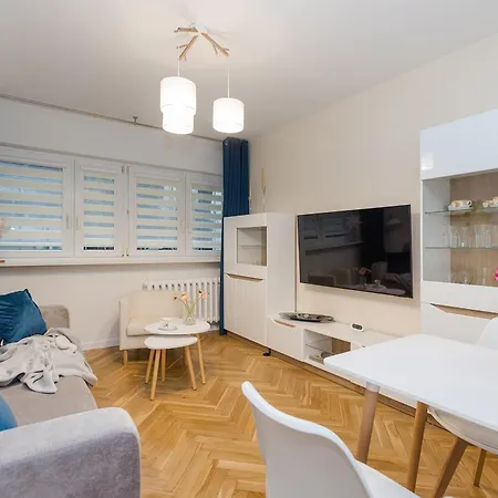 Apartman Shortstaypoland Solidarnosci B158