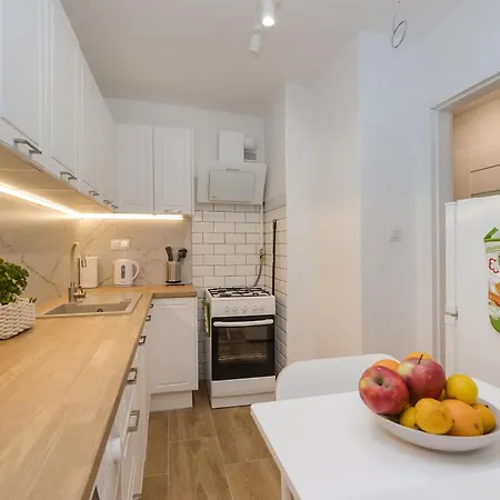 Shortstaypoland Solidarnosci B158 아파트